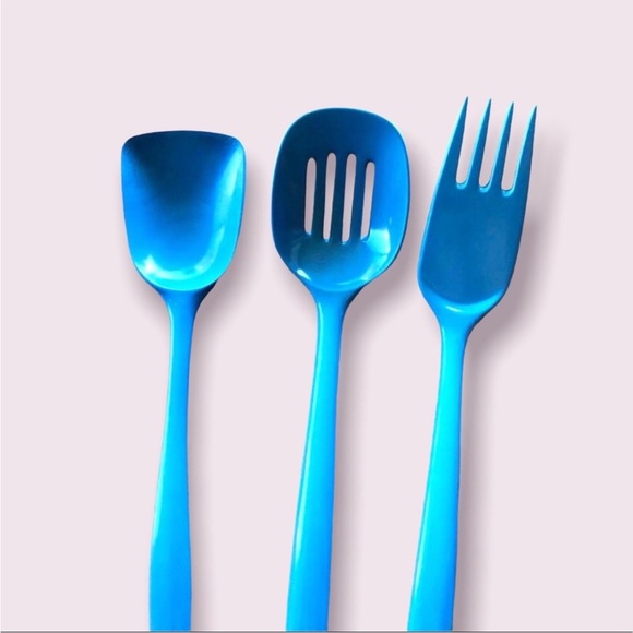 Rosti Denmark Melamine Bowls & Utensils Lot - Picture 3 of 9